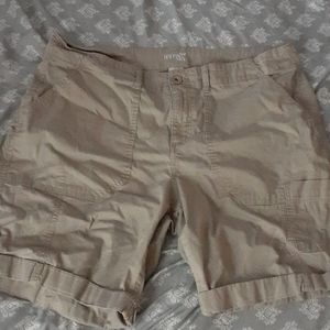 Khaki shorts sz 16w